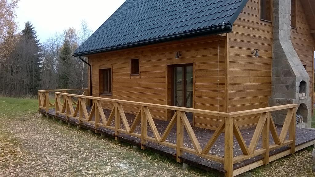 Hôtel Magiczne Bieszczady - Smerek 86 à Cisna Extérieur photo